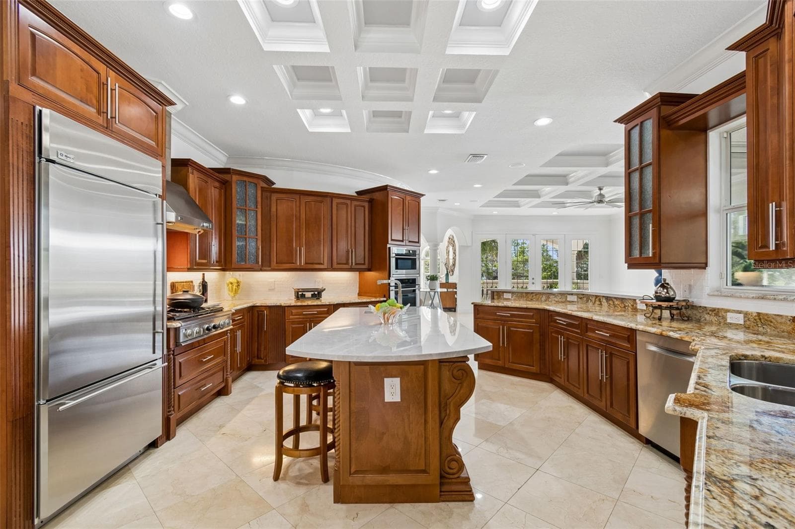 6233 Bayshore Blvd