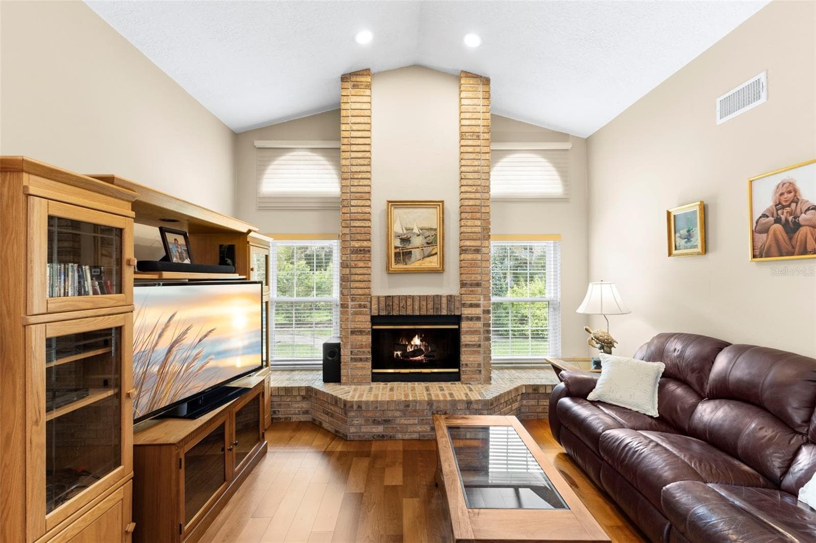 2686 Scobee Dr