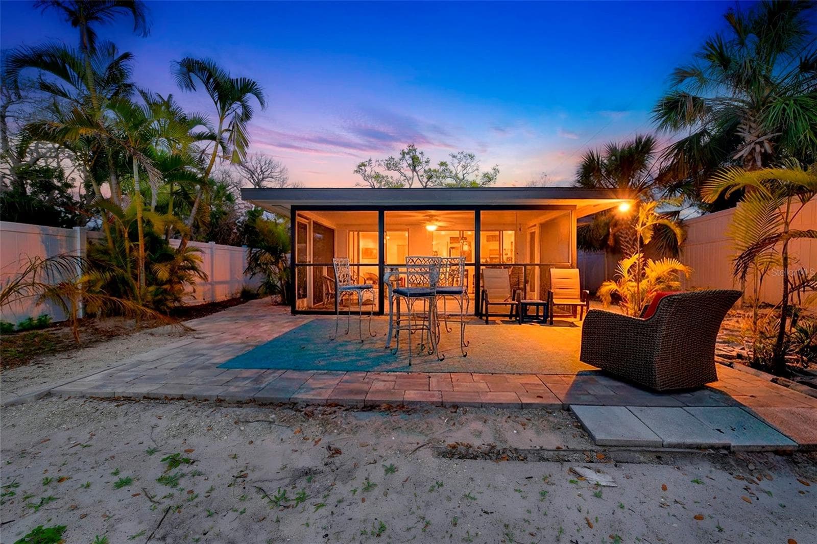 8456 Midnight Pass Rd