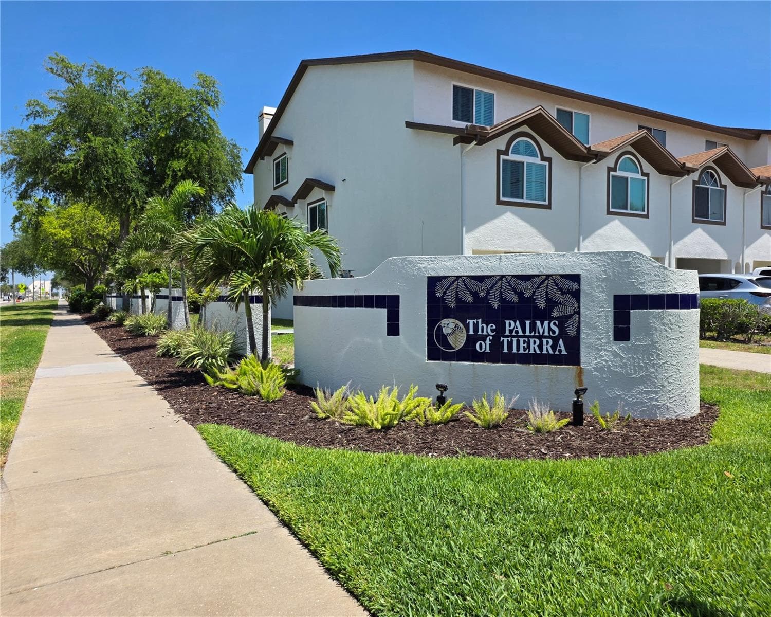 391 Madeira Cir