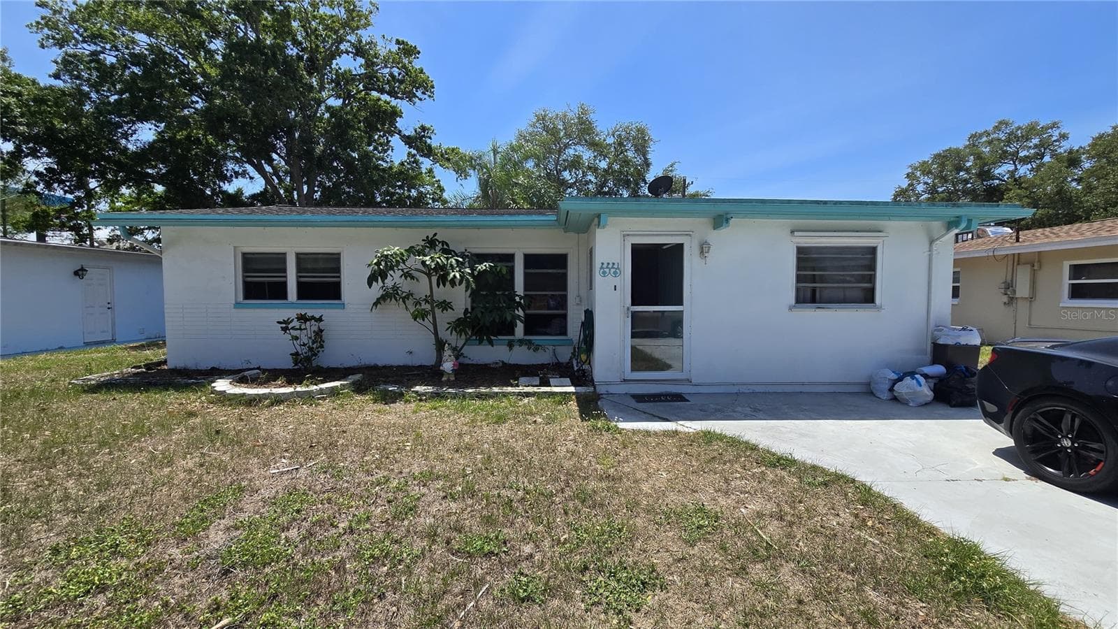 2221 Euclid Cir S