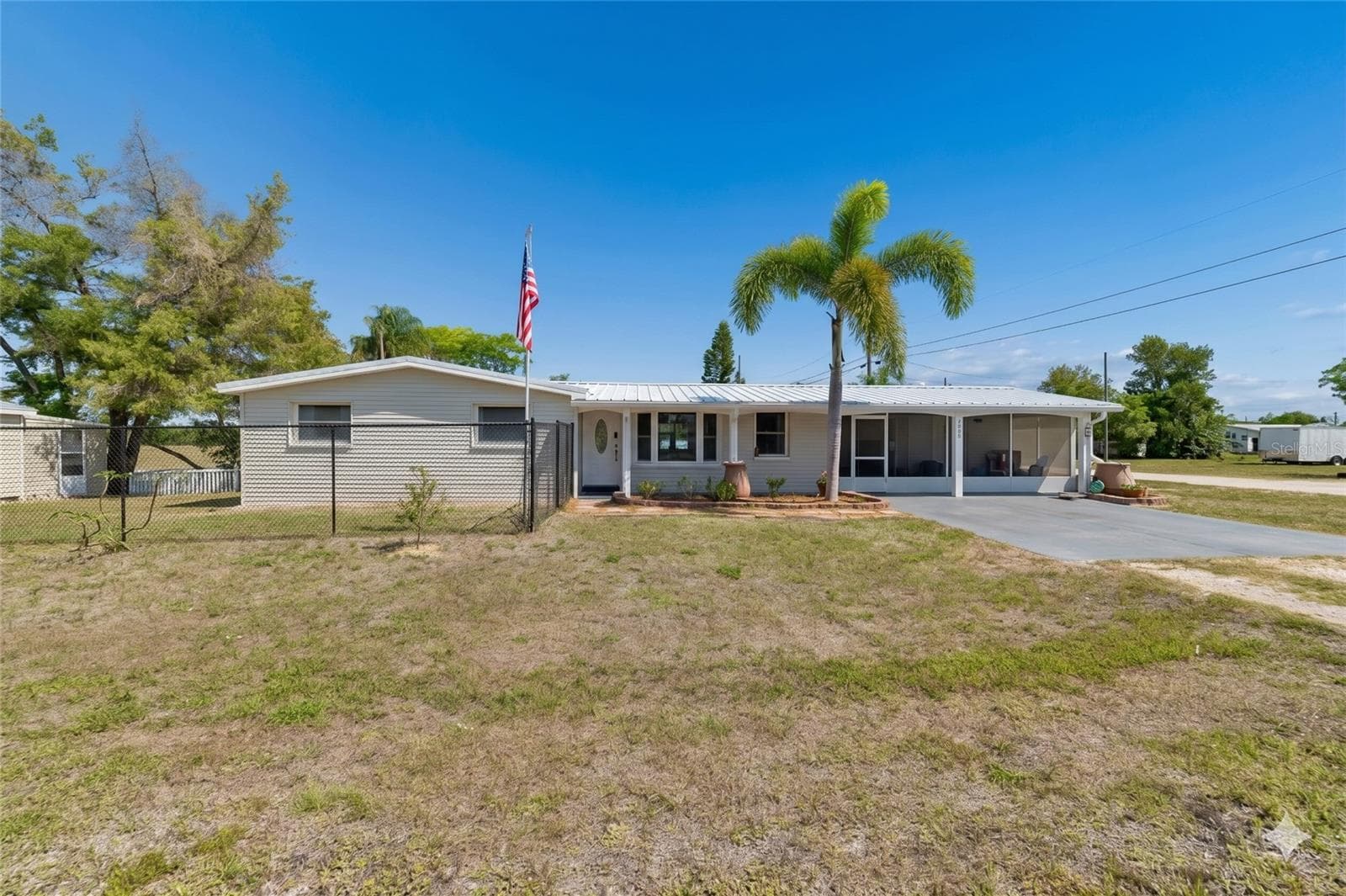 1130 Sweeney Dr