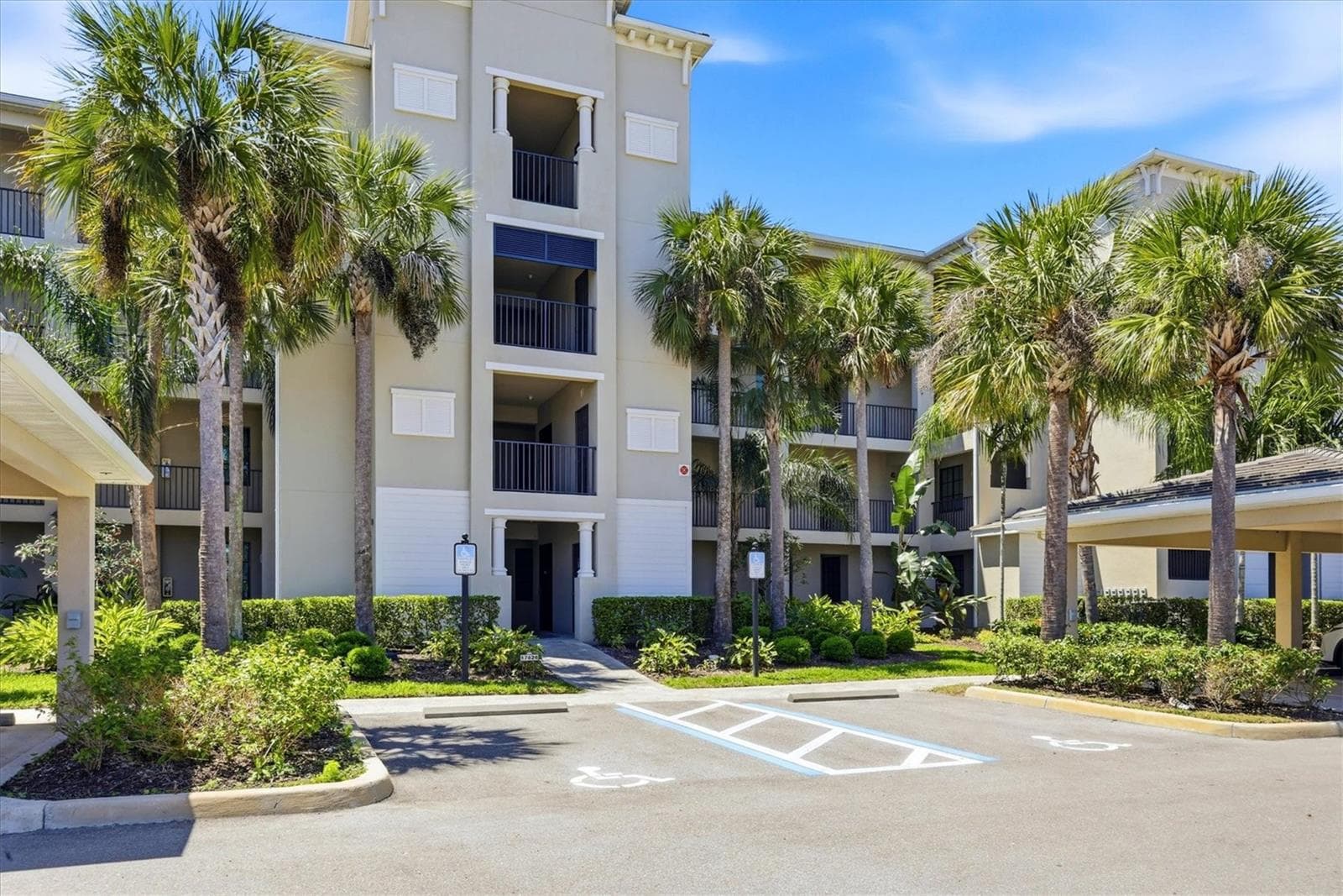 17626 Gawthrop Dr #208