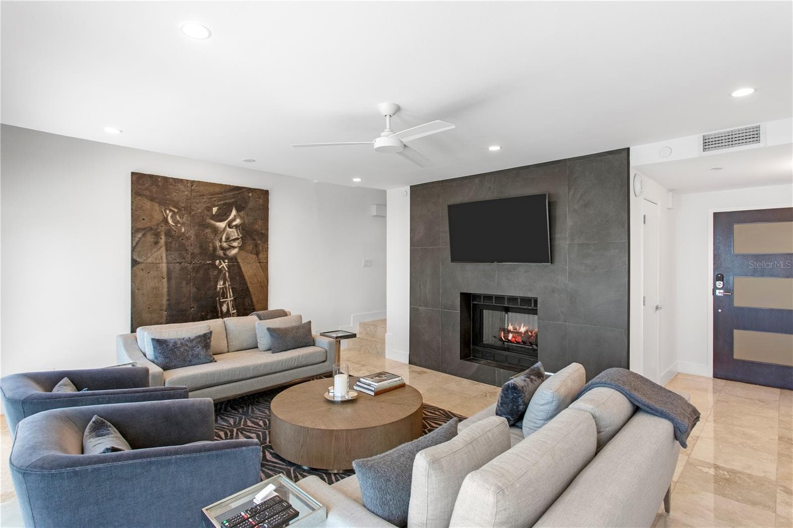 4950 Bayshore Blvd #25D