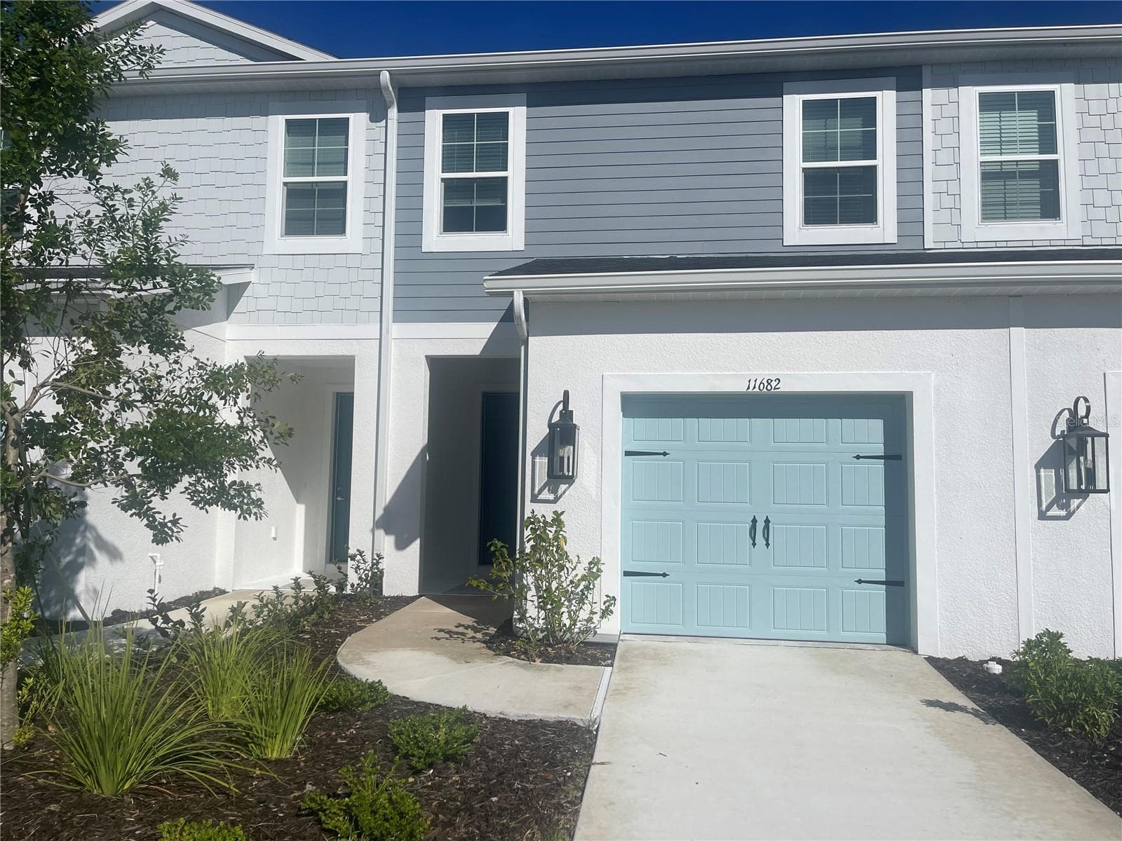 11682 Bluestone CT
