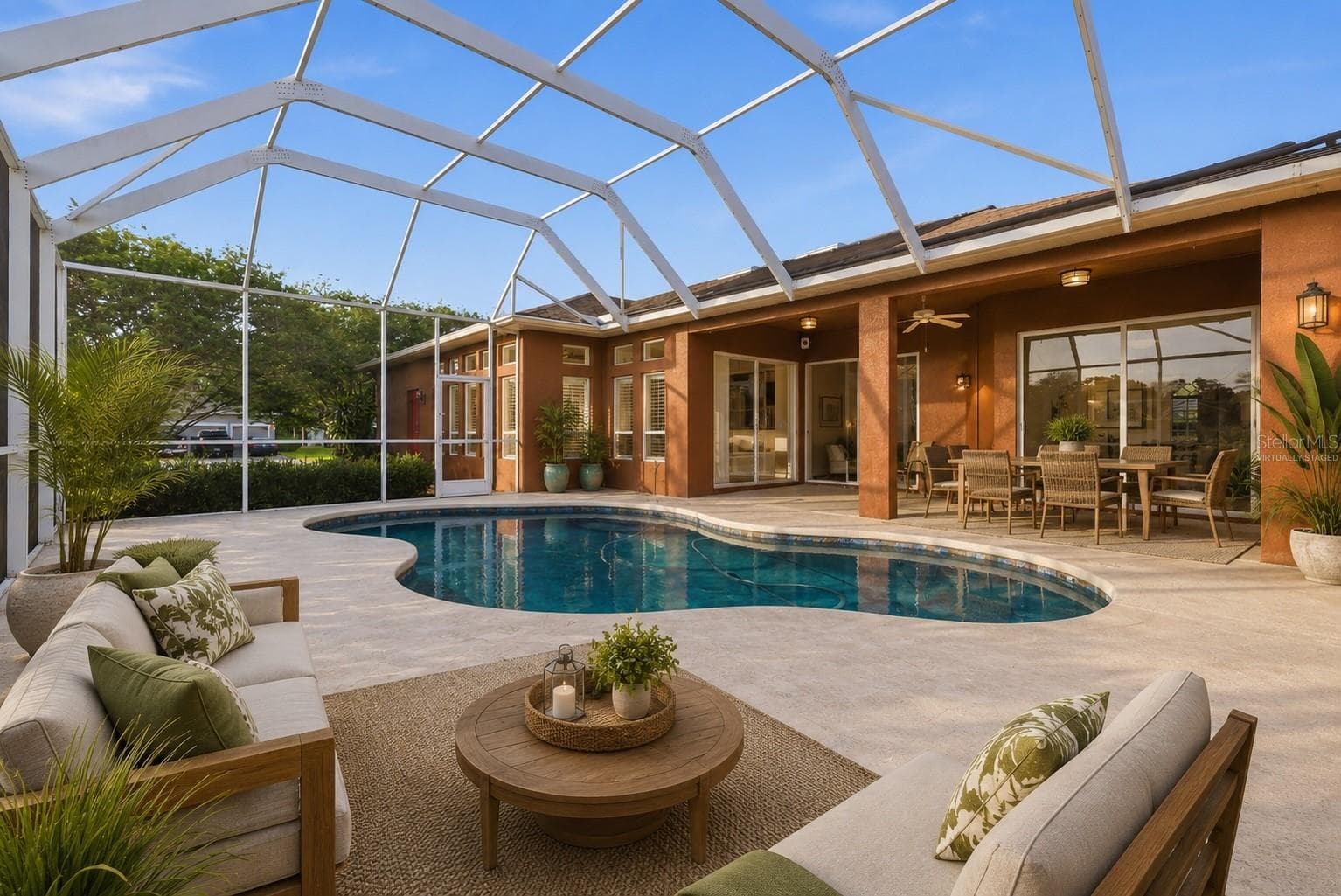 915 Vista Verde Ln