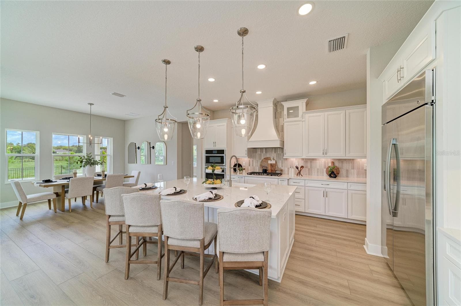 1132 Buck Creek CT