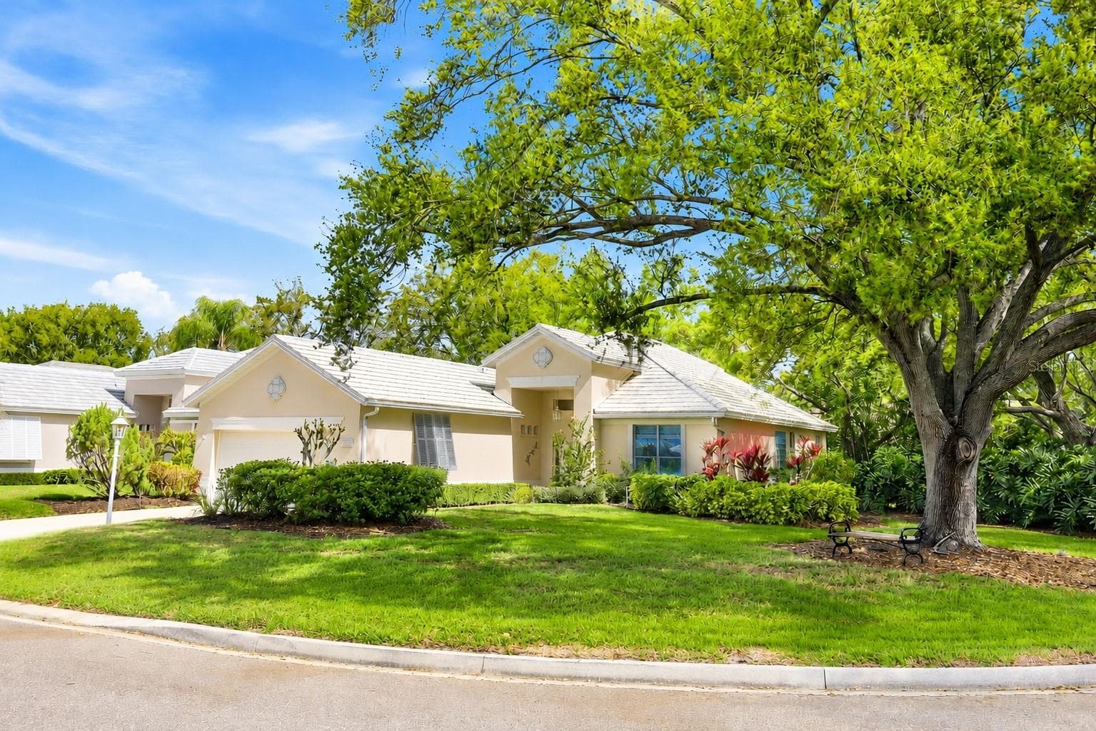 7904 Hampton CT