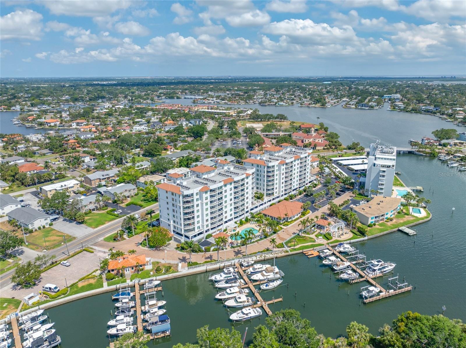 1325 Snell Isle Blvd NE #810 photo 2