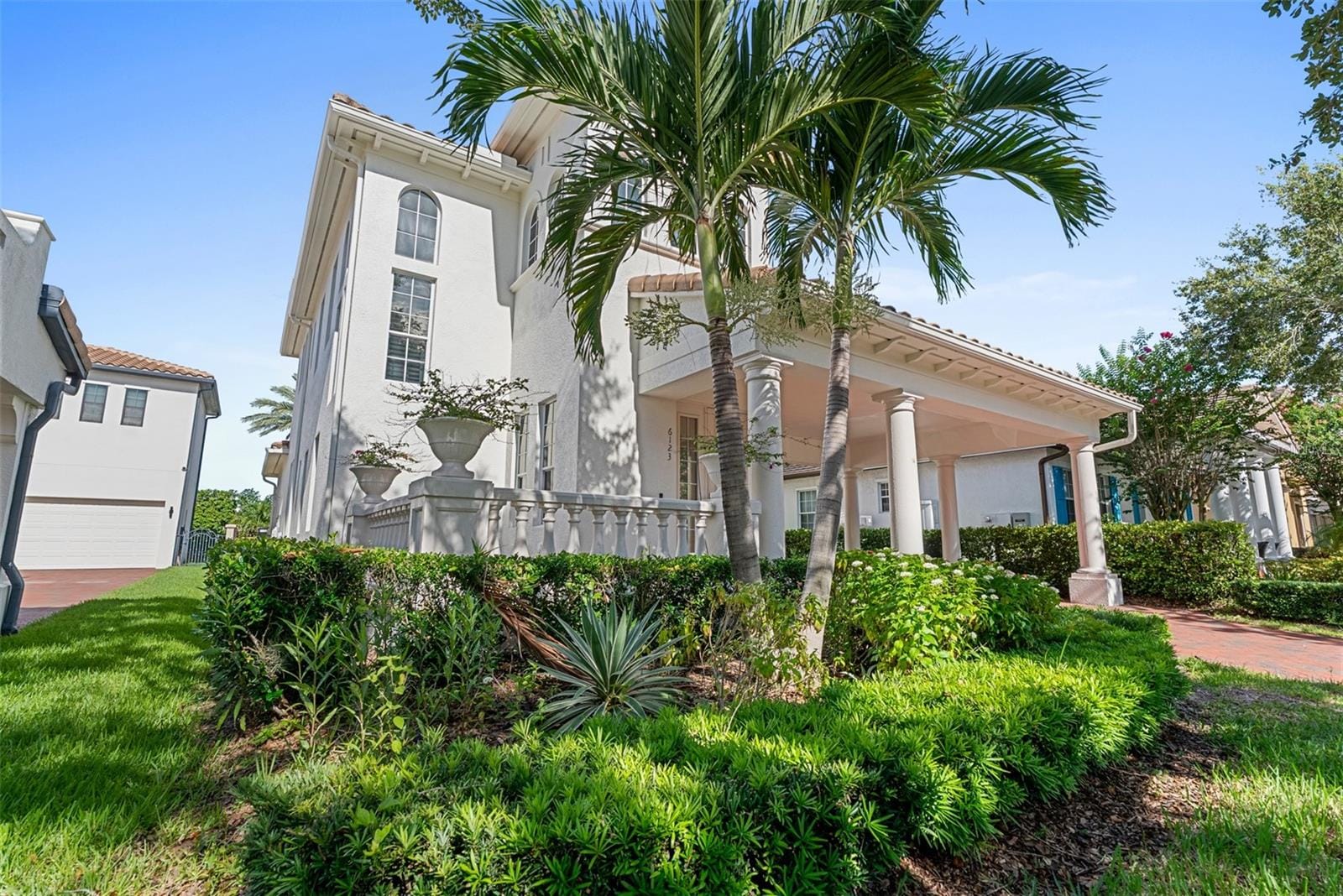 6123 Yeats Manor Drive photo 3