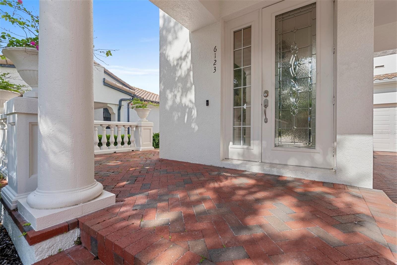 6123 Yeats Manor Drive photo 4