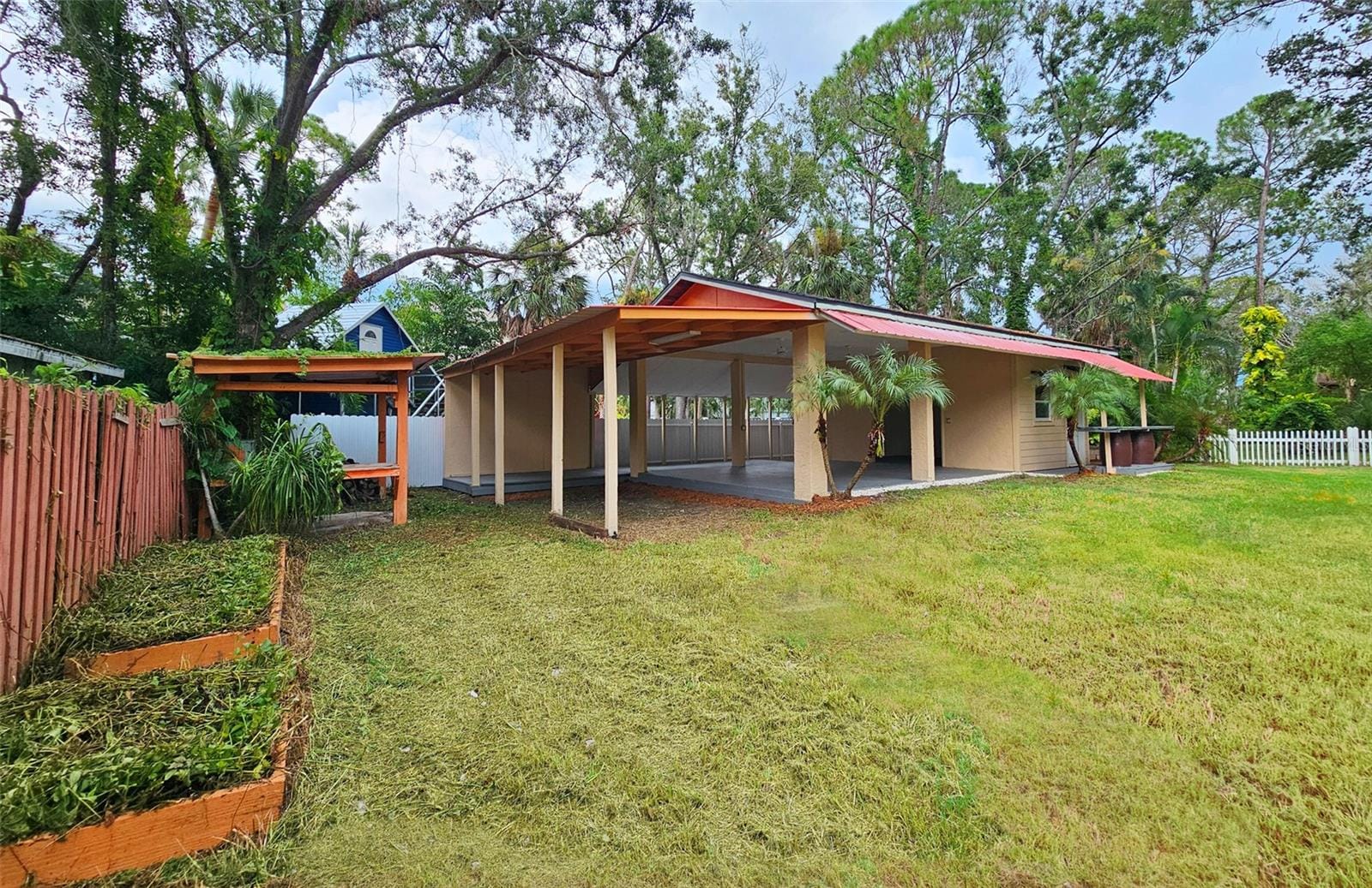 3073 Duane Ave photo 5