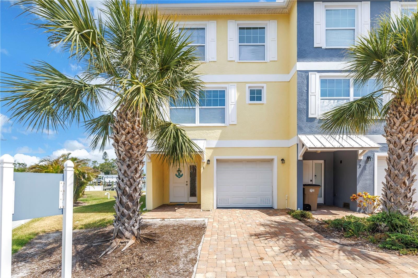 100 Windrush Blvd #1 photo 4