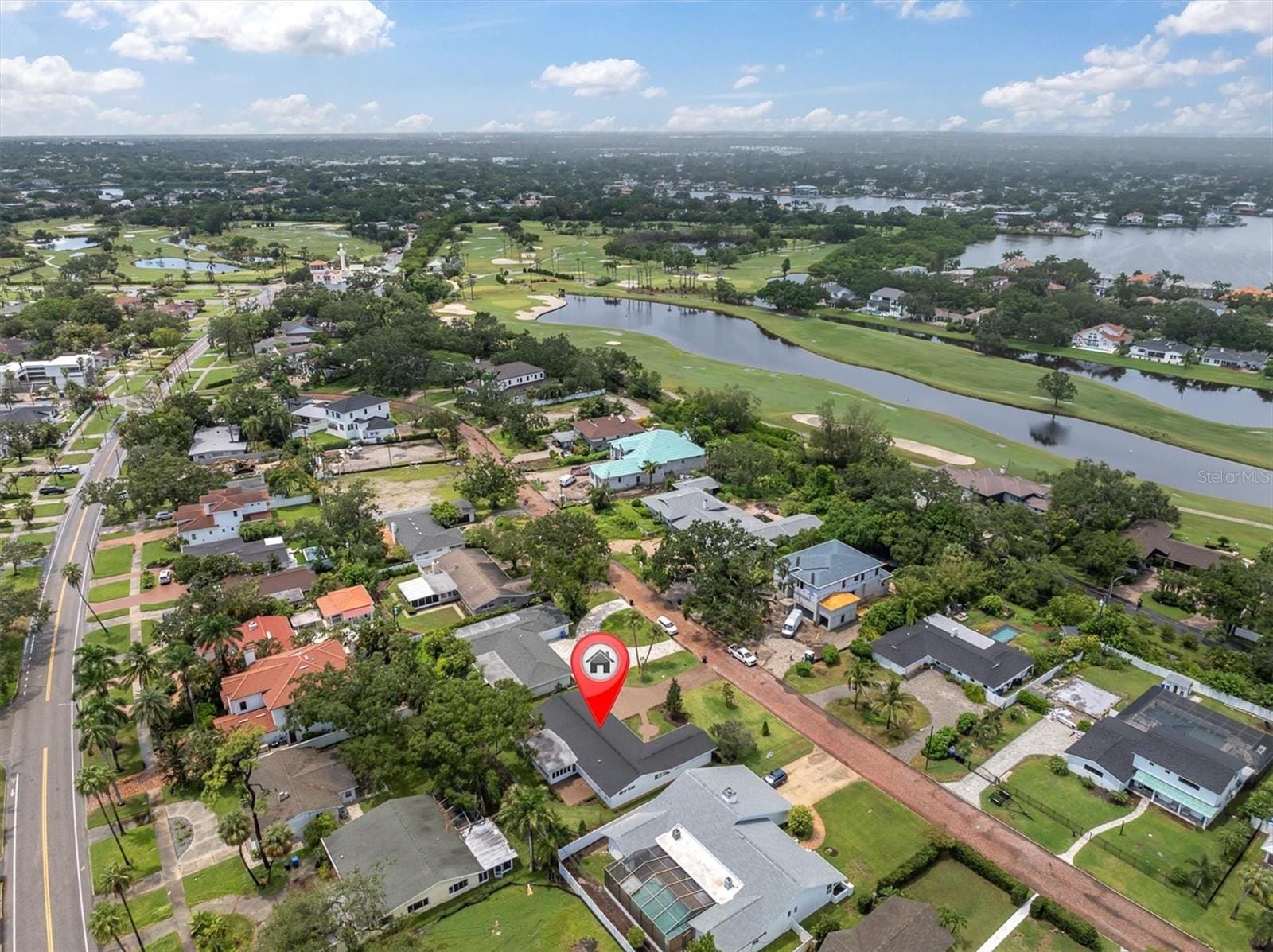 319 Rafael Blvd NE photo 2
