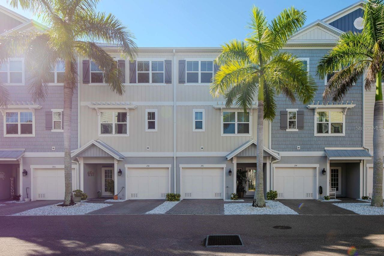 196 Haven Beach Dr photo 2