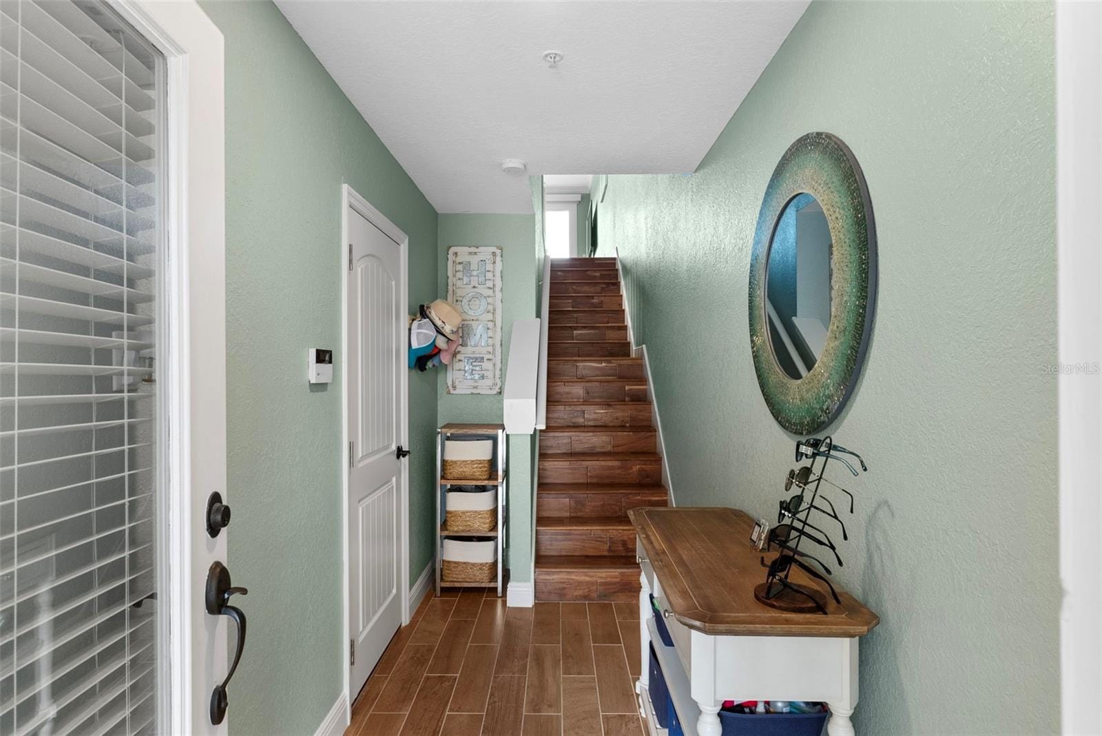 112 Brent Cir photo 5