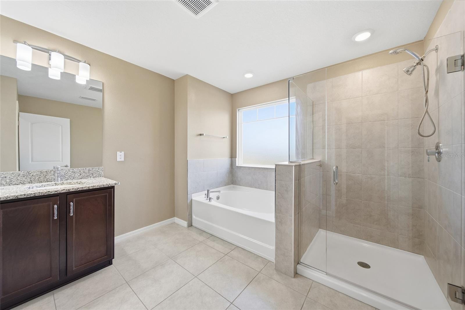 8147 Artisan Cir photo 5