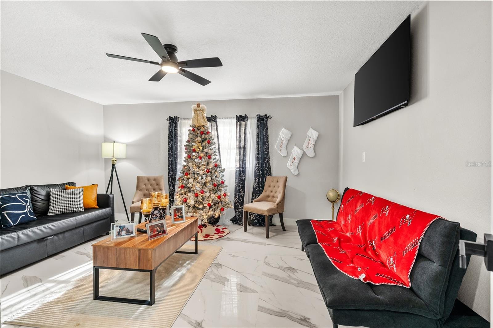 5721 Carrollwood Meadows Dr photo 3