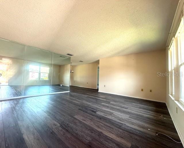 440 Lakeview Dr photo 4