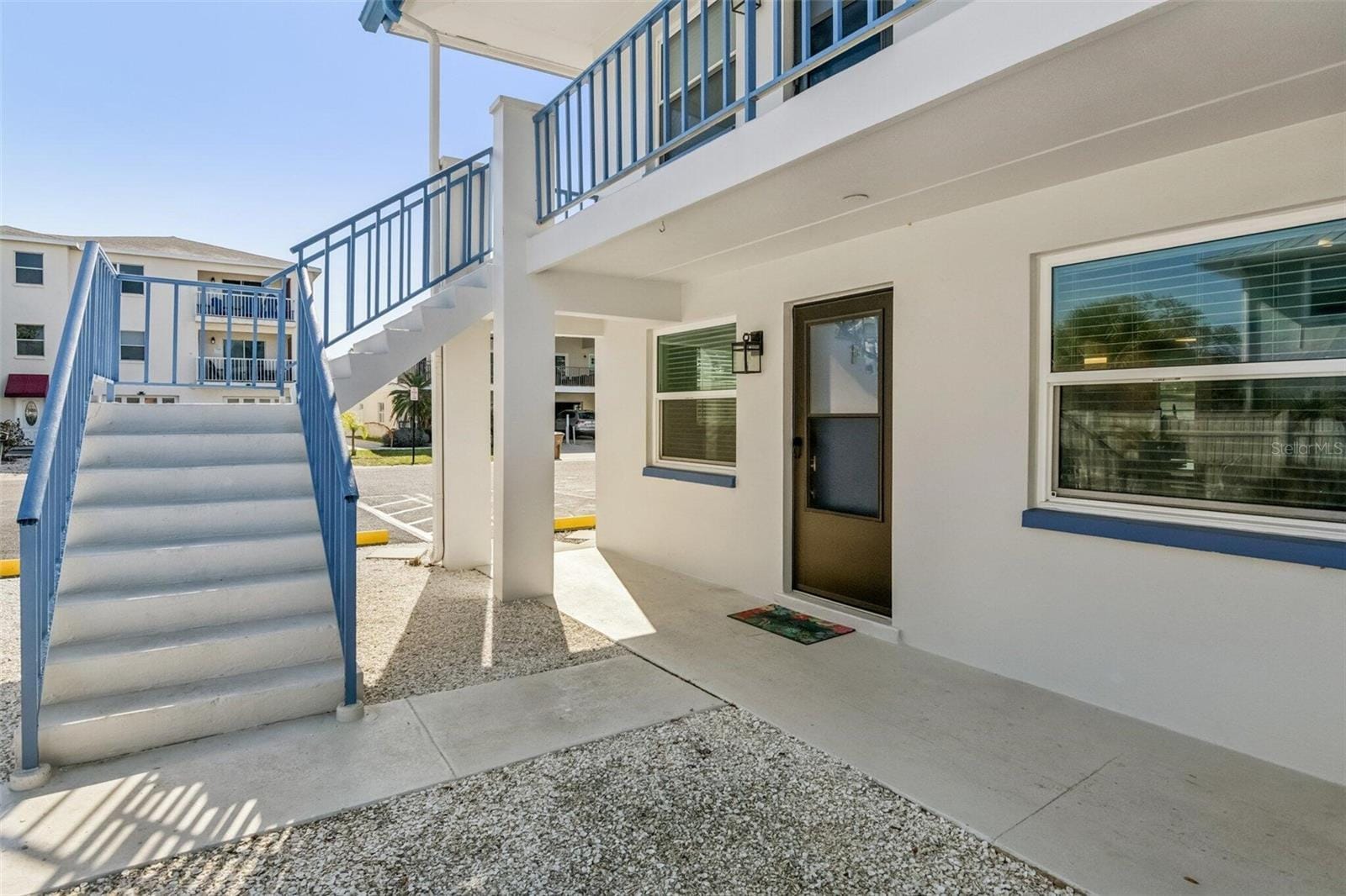 2308 1st St #1 photo 4