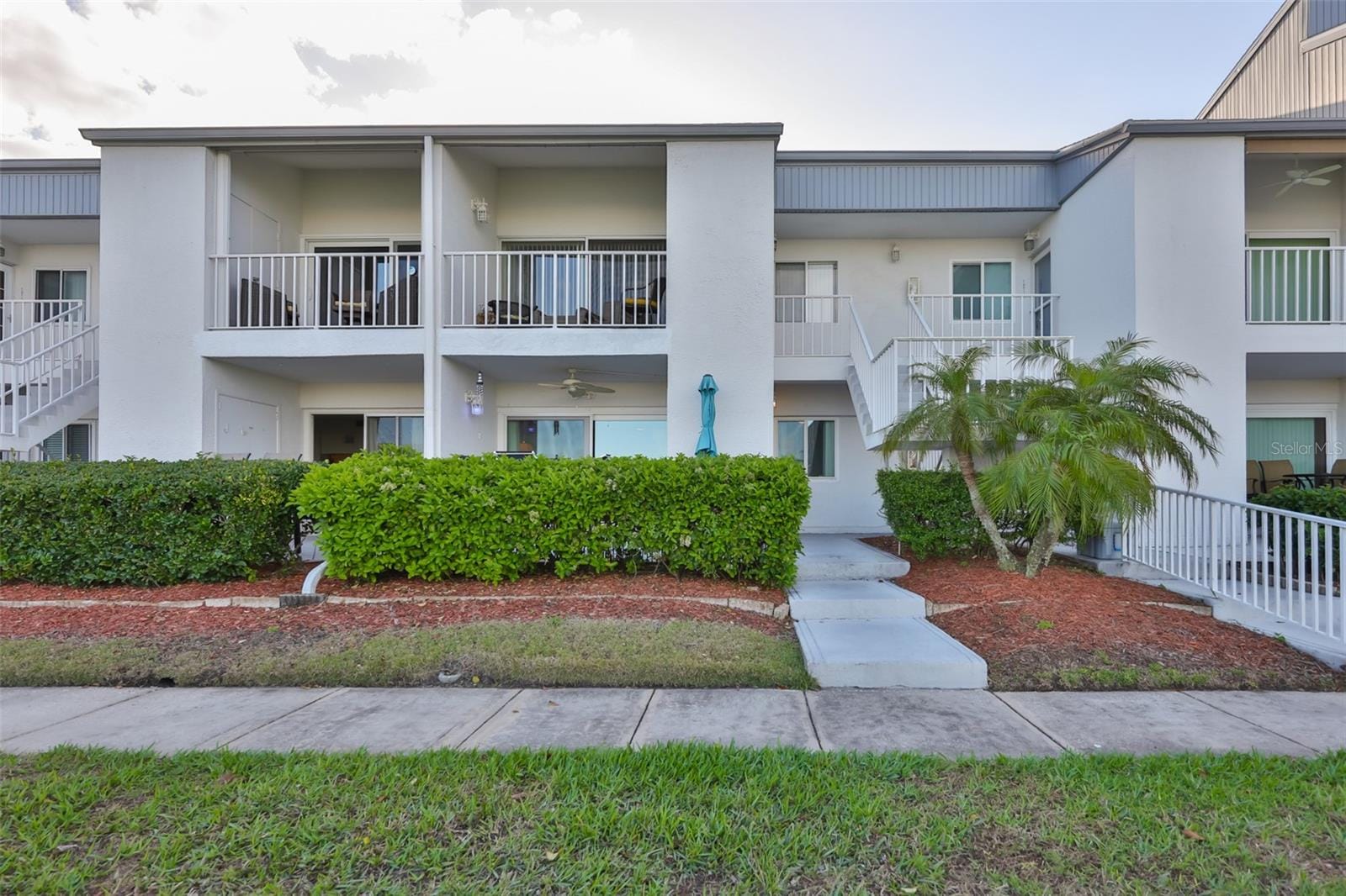 14800 Walsingham Rd #1203 photo 2