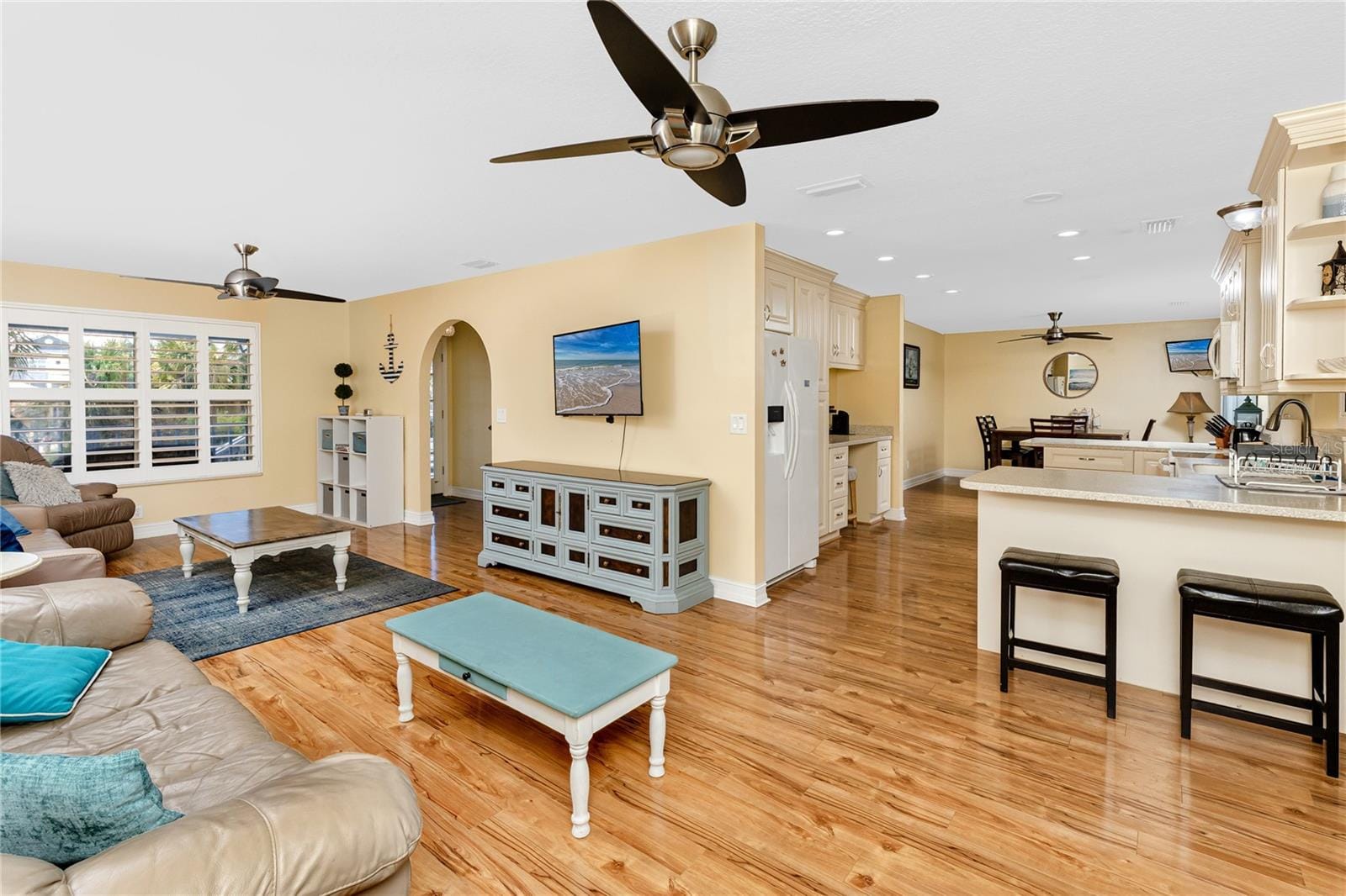 2601 Bay Blvd photo 4