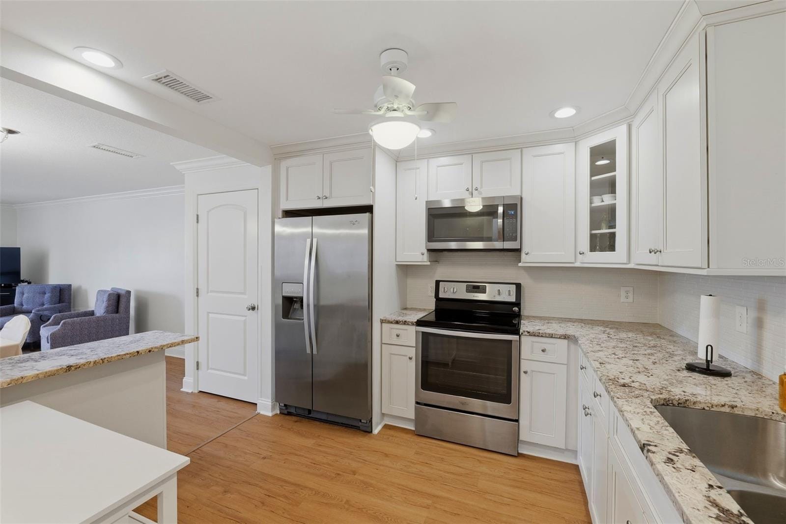 1706 Belleair Forest Dr #234 photo 4