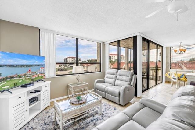 6279 Sun Blvd #304 photo 4