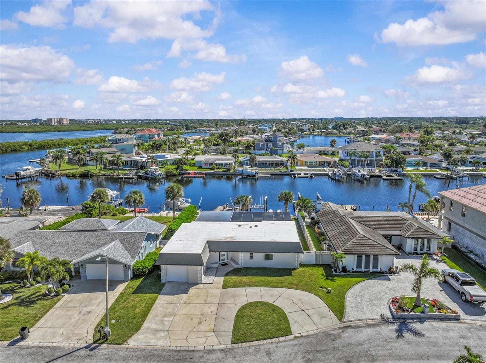 5524 Leeward Ln photo 4