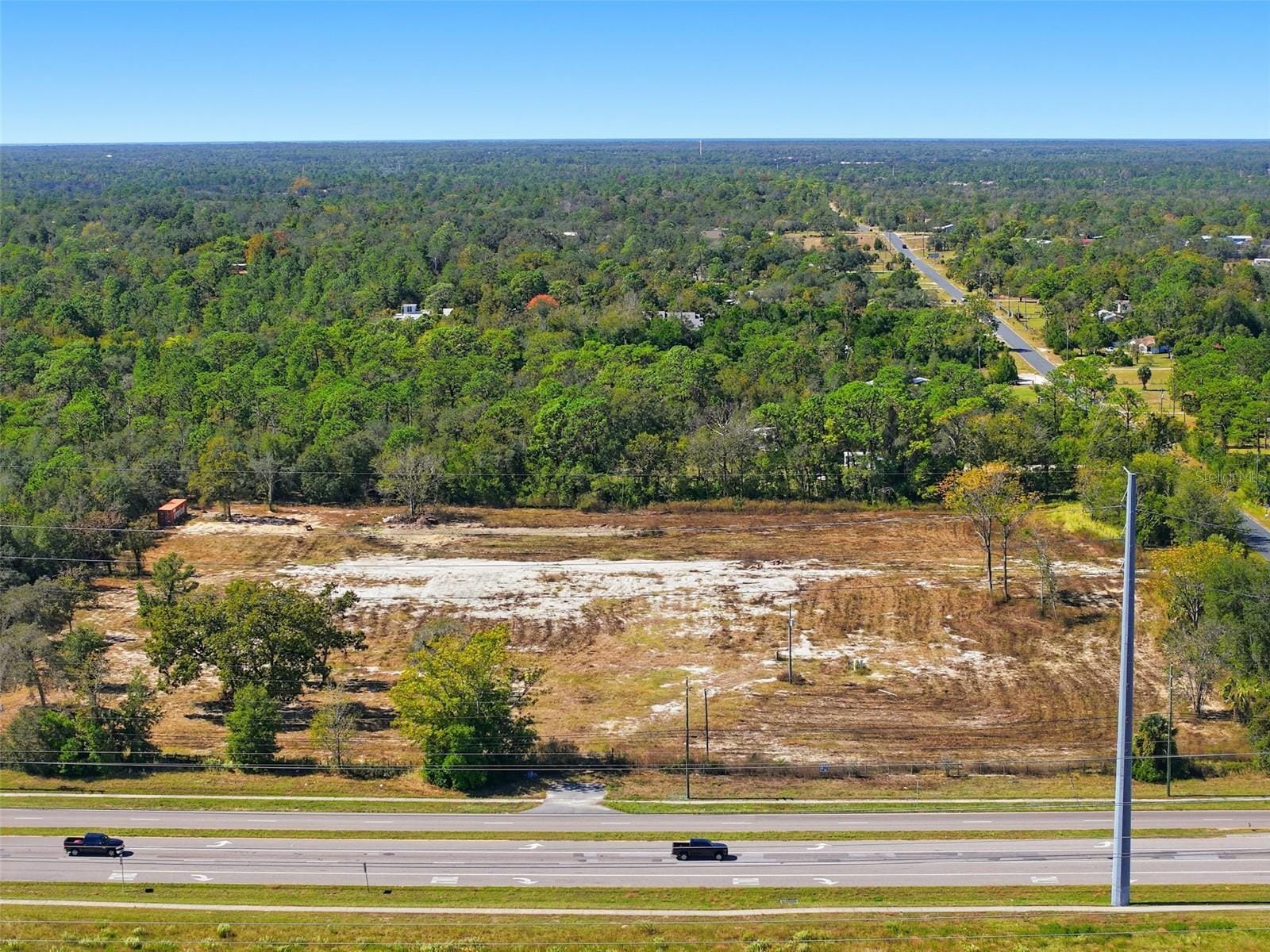 9247 Sunshine Grove Rd photo 2