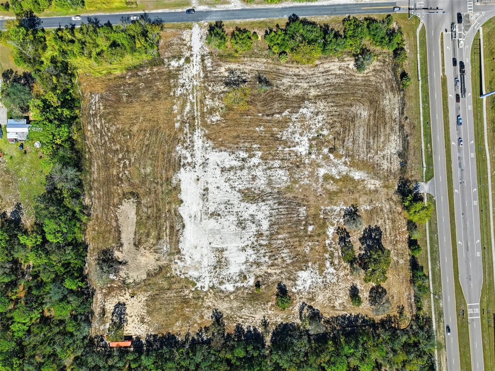 9247 Sunshine Grove Rd photo 3