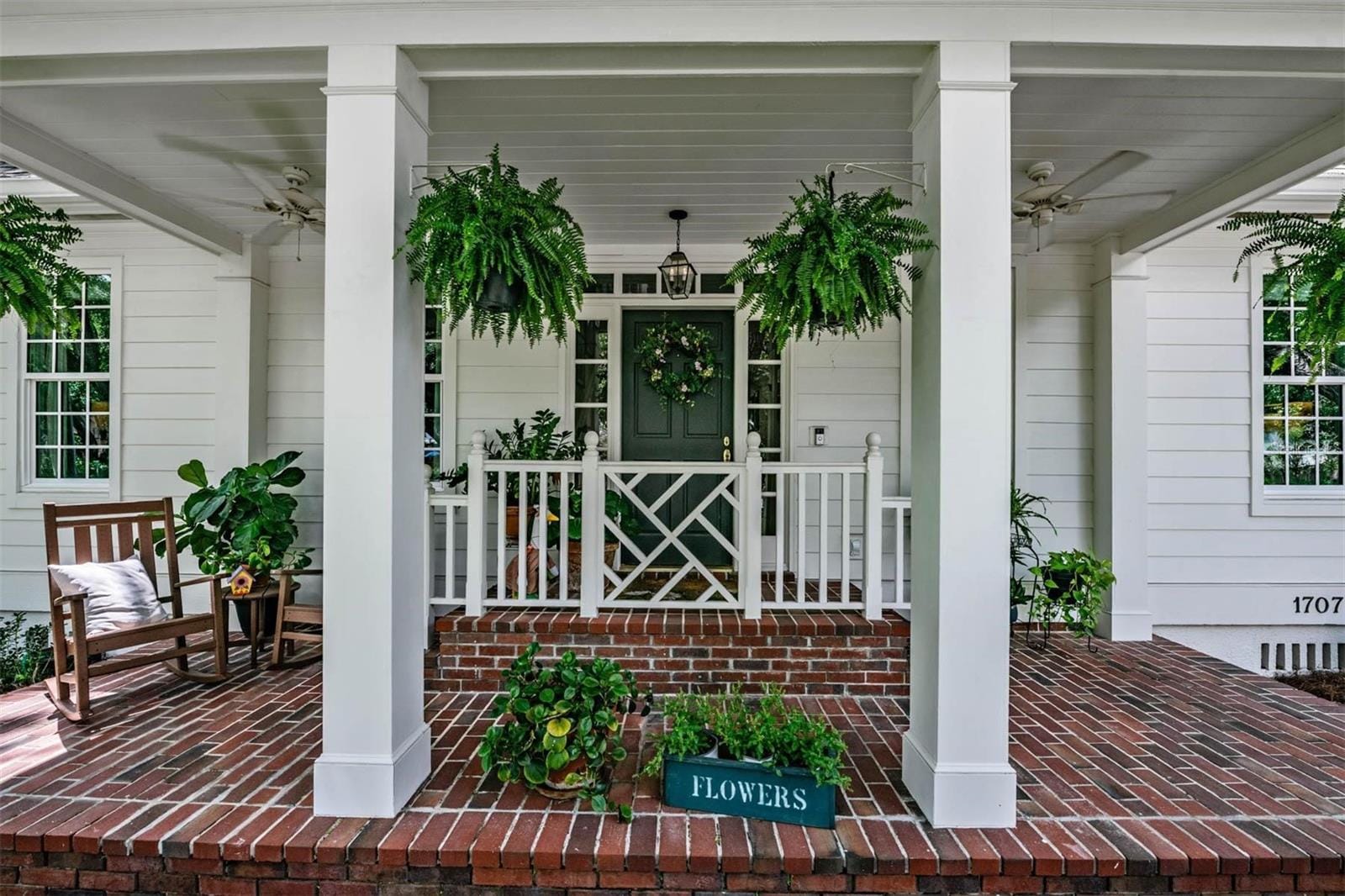 1707 S Hesperides St photo 5