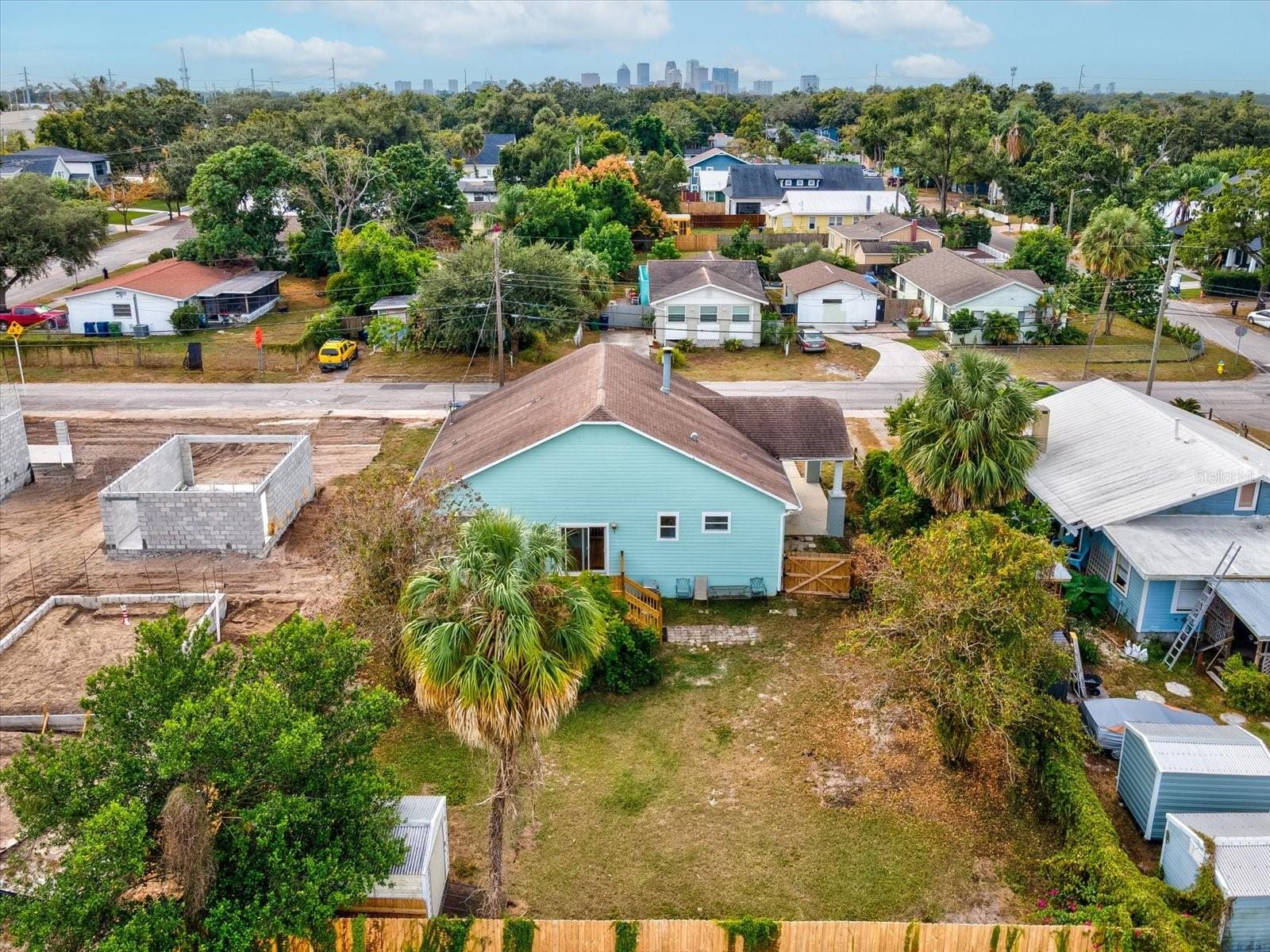 Photo 43