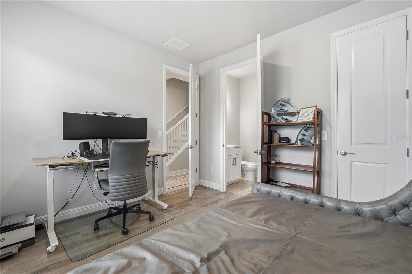 Photo 11
