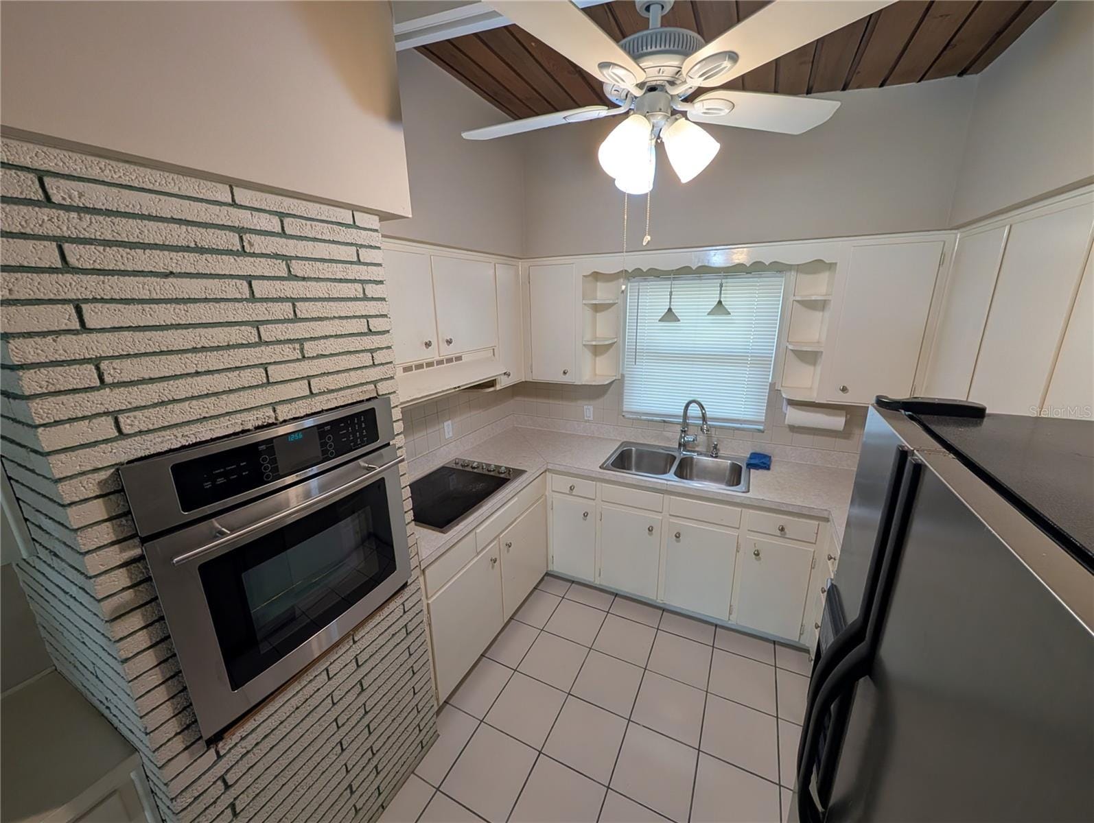 Photo 34