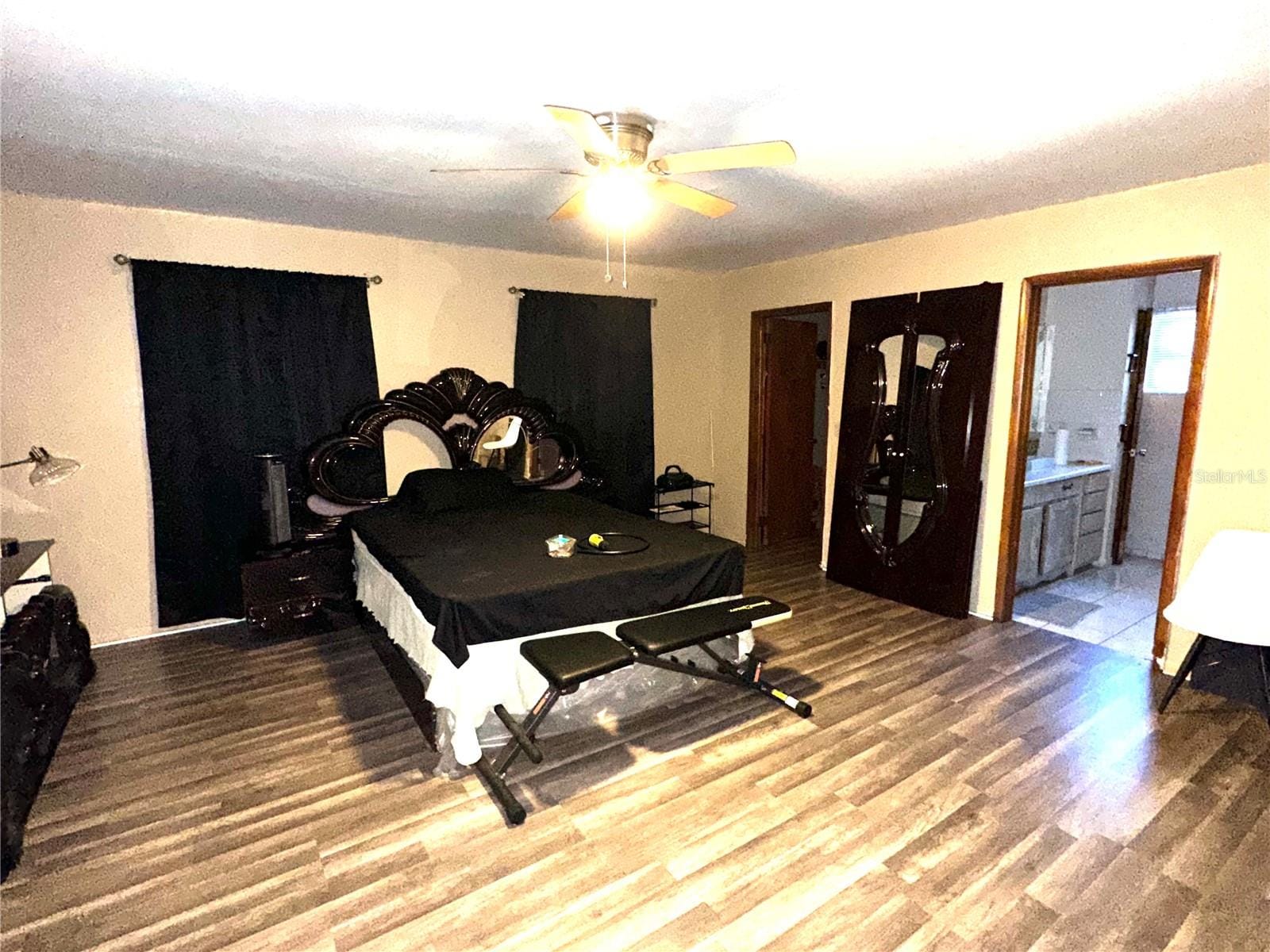 Photo 19