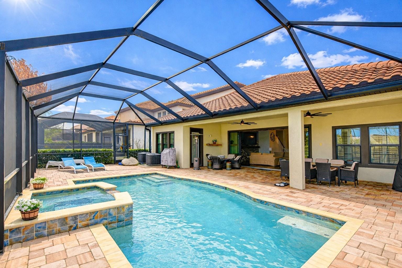 Photo 35
