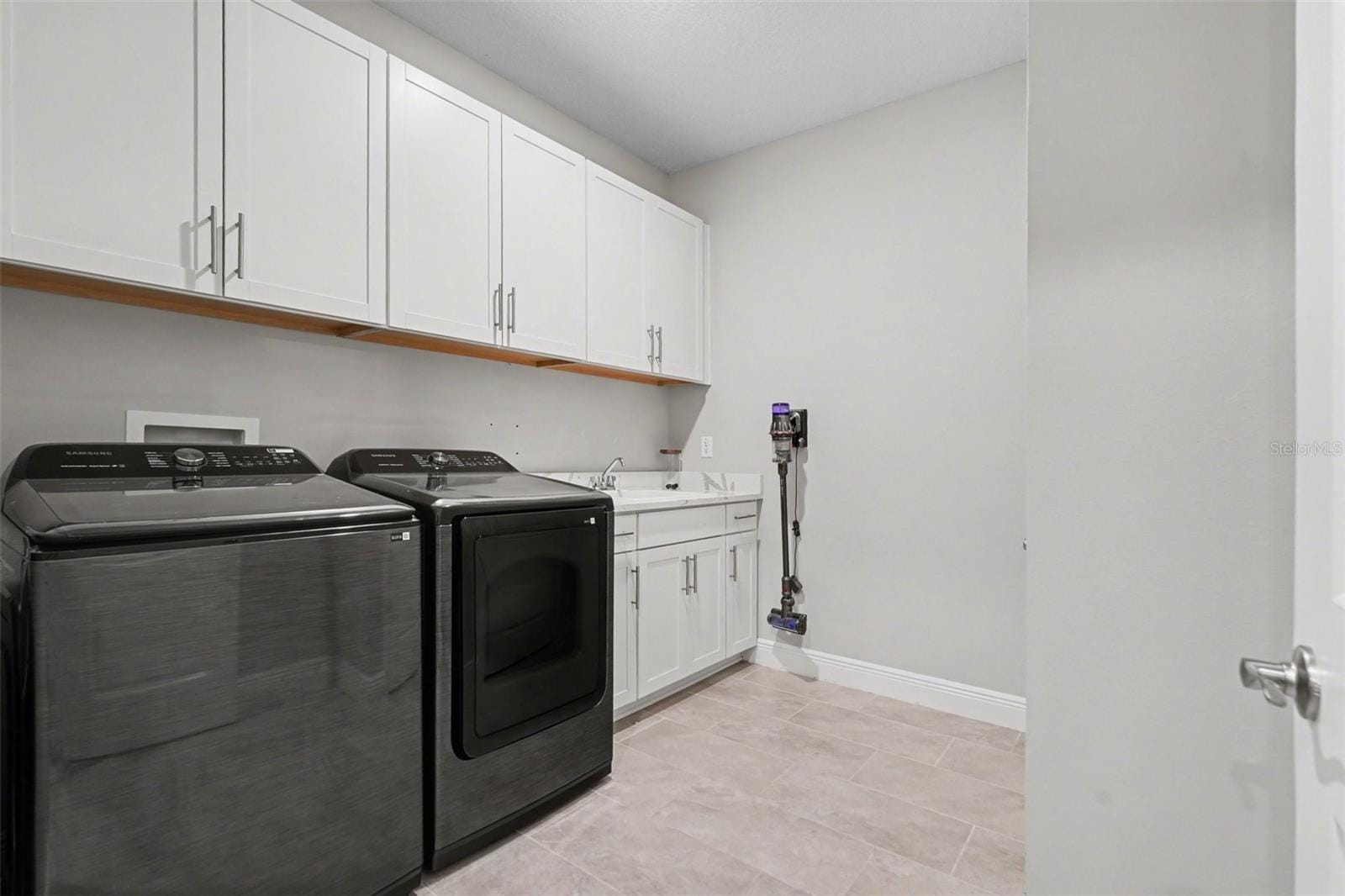 Photo 35