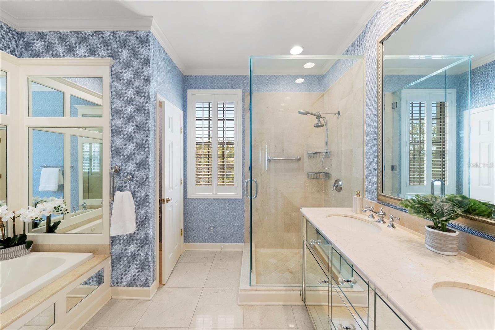 Photo 38
