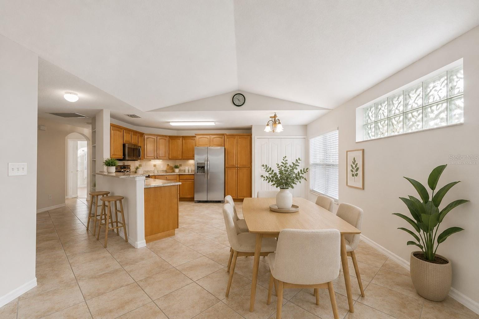 Photo 3