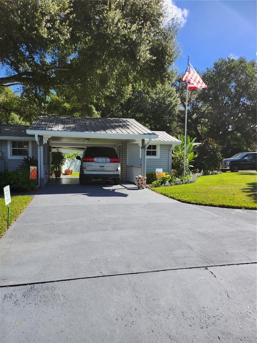 411 Bryan Rd photo 5