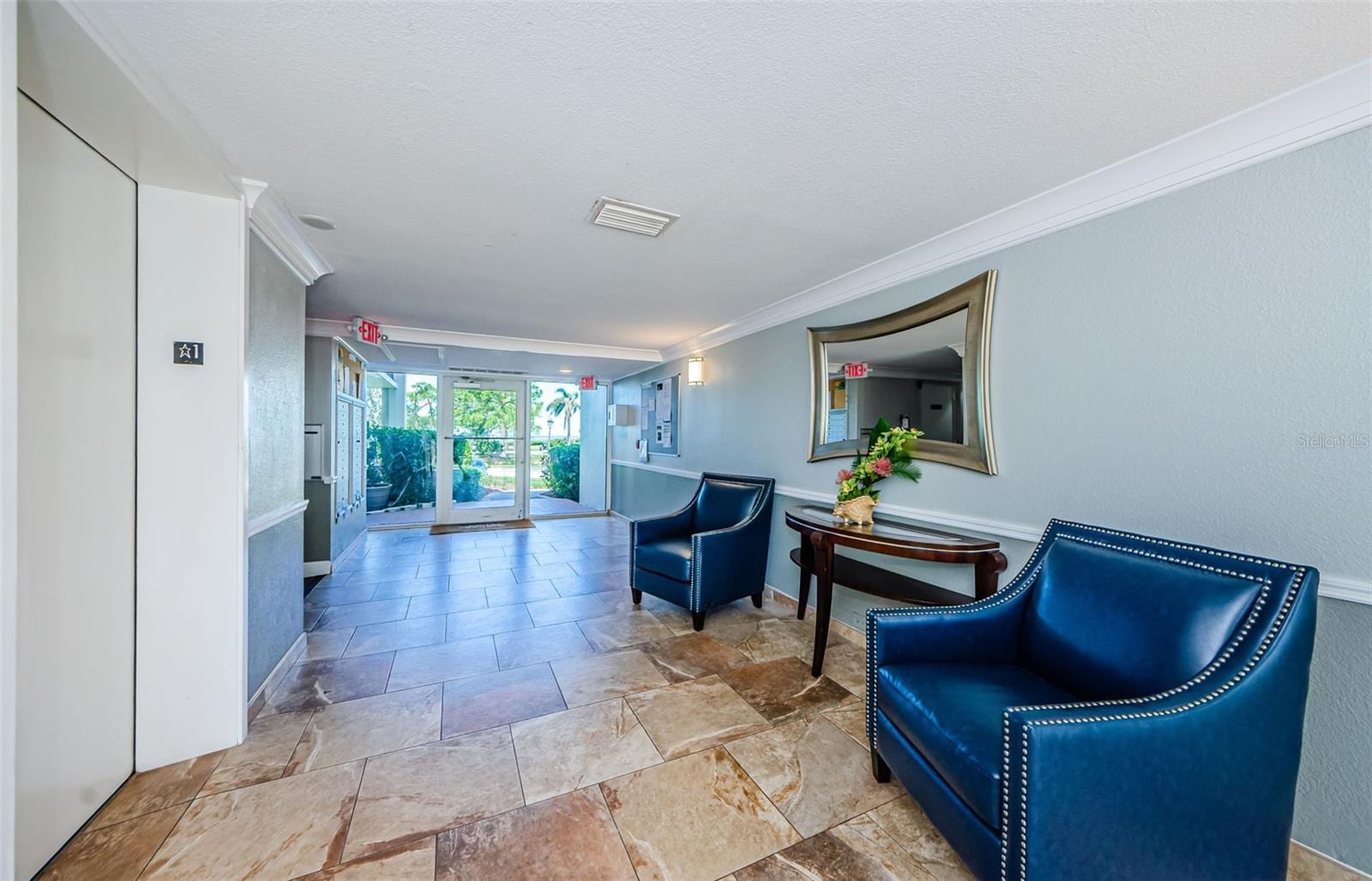 101 Mariner Dr #101 photo 3