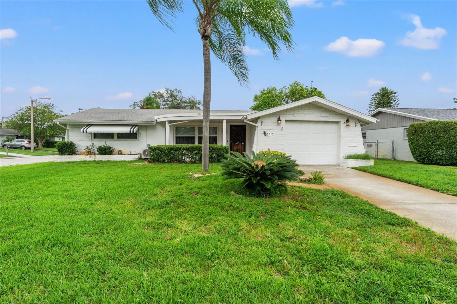 7015 Flaggler Dr photo 2