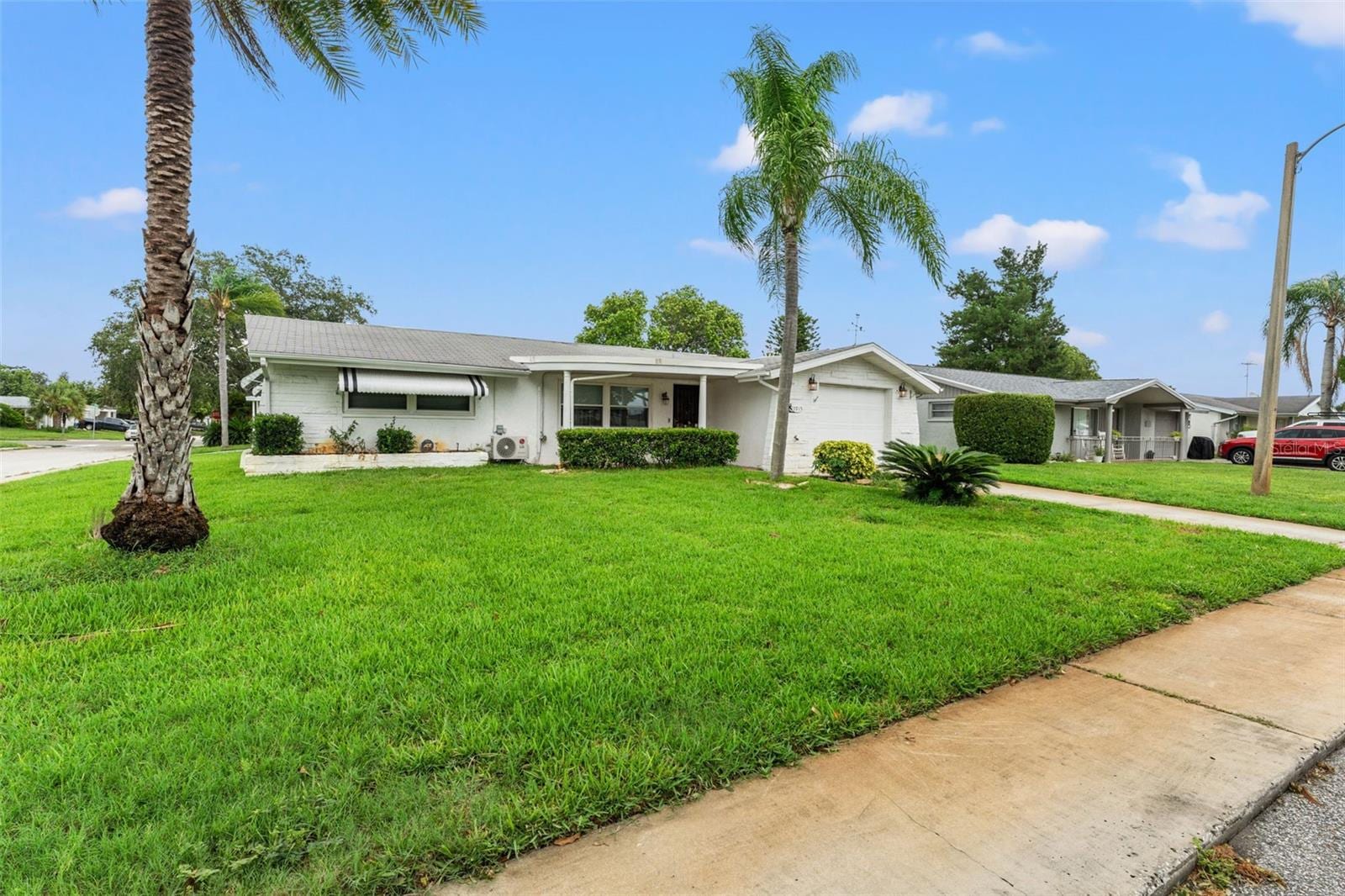 7015 Flaggler Dr photo 3