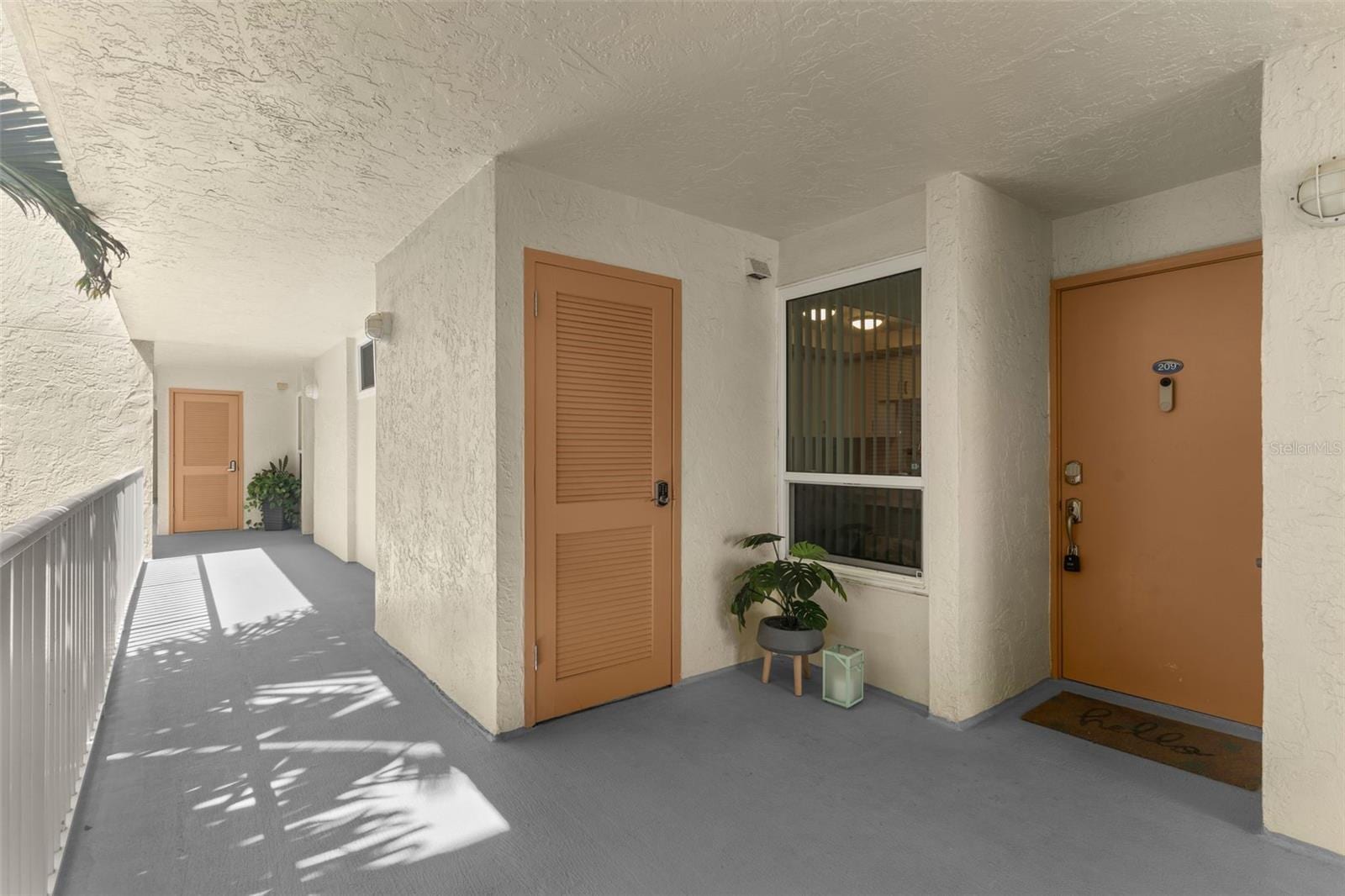16308 Gulf Blvd #209 photo 4
