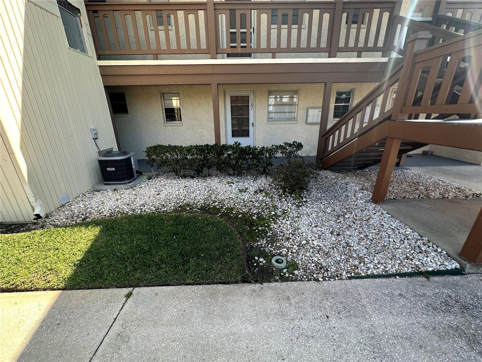 5154 Turquoise Ln #206 photo 3