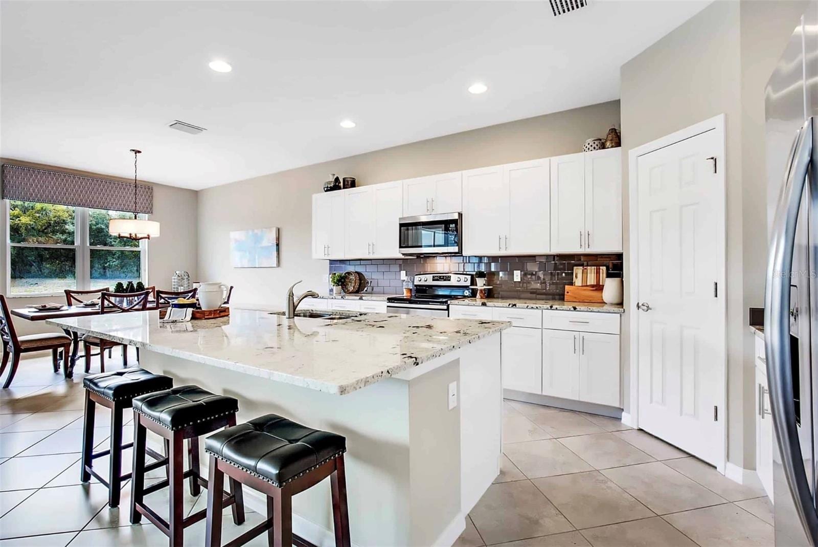 15304 Serengeti Blvd photo 3