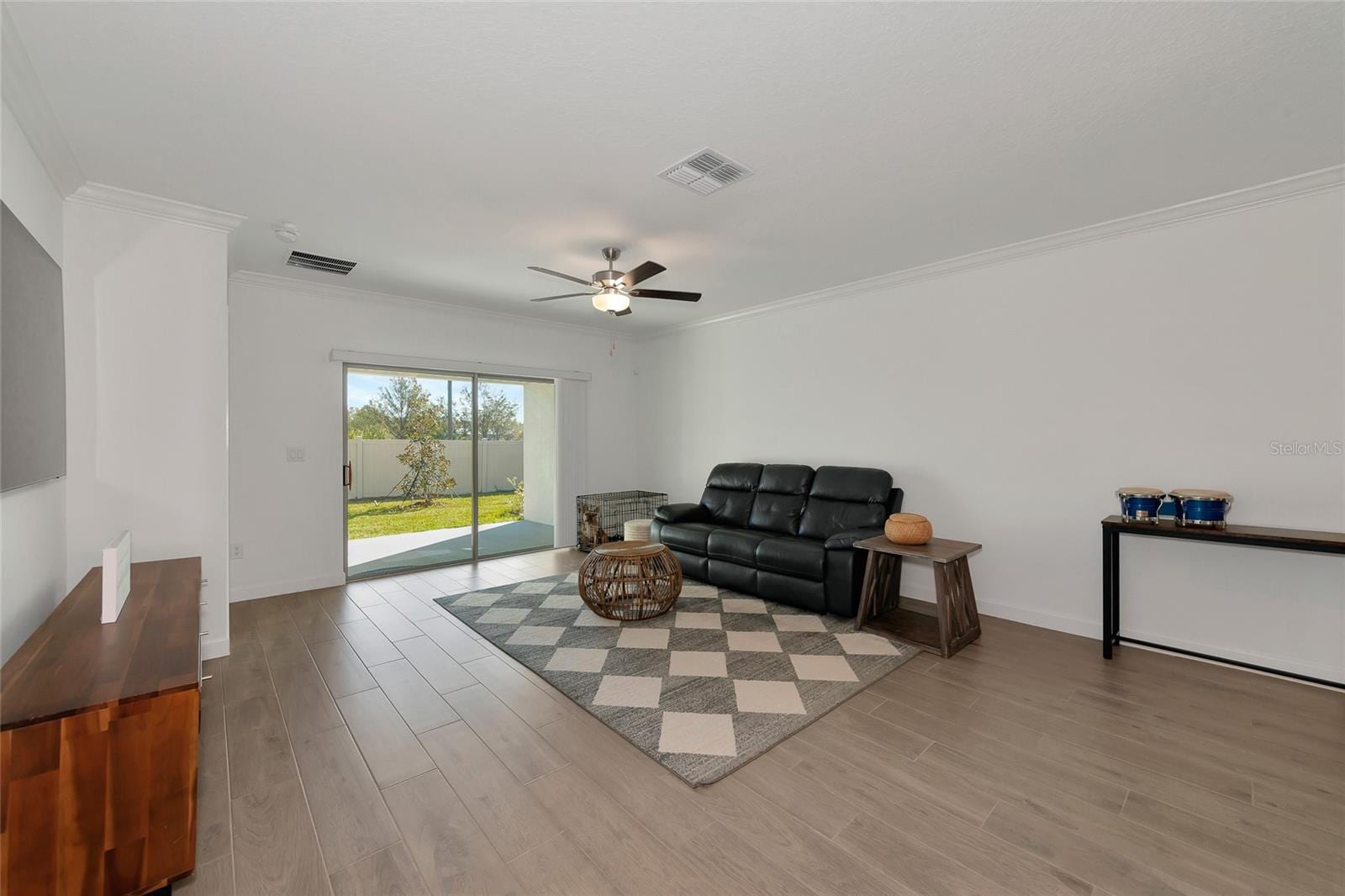 17322 Holly Well Ave photo 4
