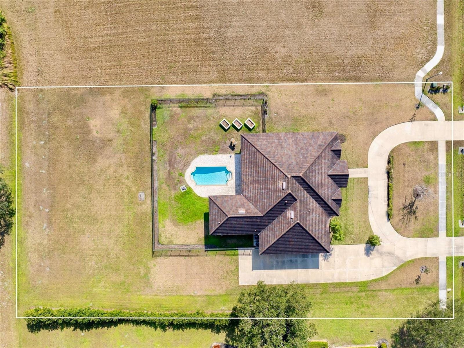 3310 Twin Rivers Trl photo 5