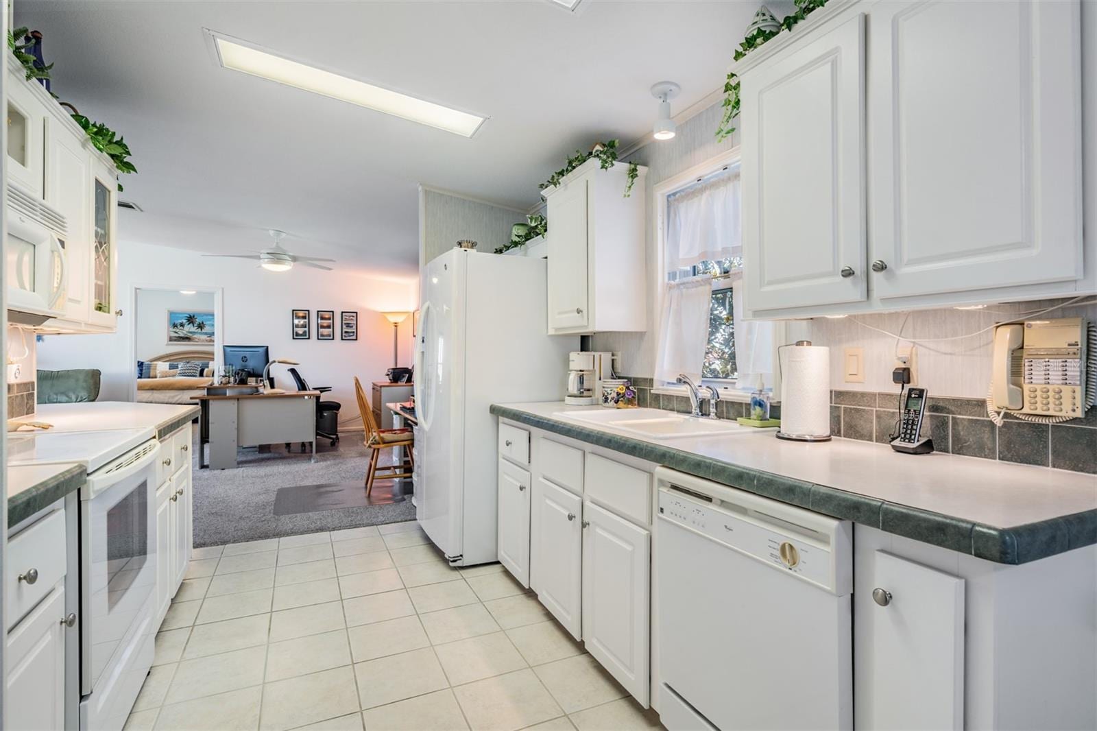 37508 Gill Ave photo 3